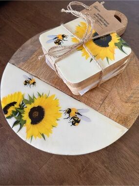 Lexi Home Sunflower Bee Charcuterie 12x10in Round Board and 4 Piece Coasters Set